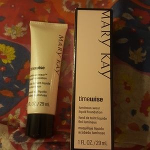 8 Mary Kay foundations